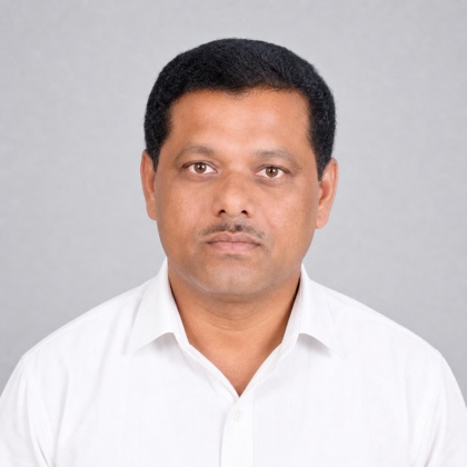 विज्ञान शिक्षक हनुमंत रासकर यांचे छायाचित्र
